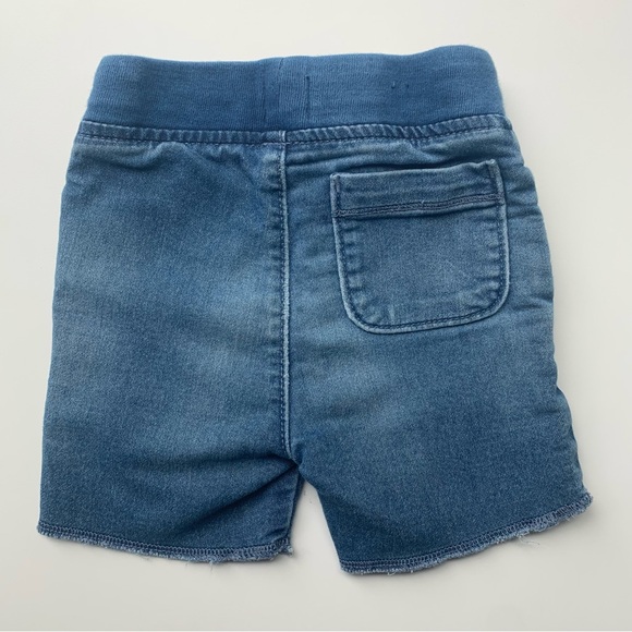 2/$10 GAP Toddler boy shorts 12-18m - Picture 3 of 3